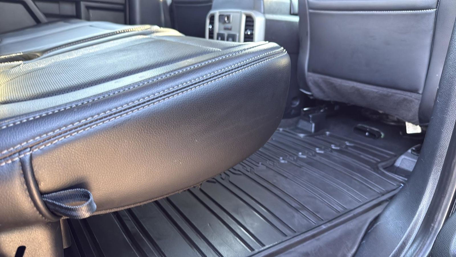 Used Car 2019 Ford F-150  Lariat For Sale Under $30,000 In Austin, Texas