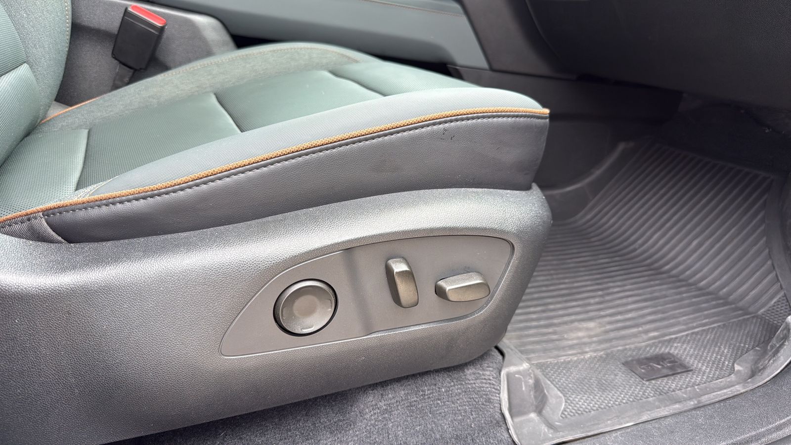 Used Car 2024 Gmc Acadia  At4 For Sale Under $50,000 In Austin, Texas