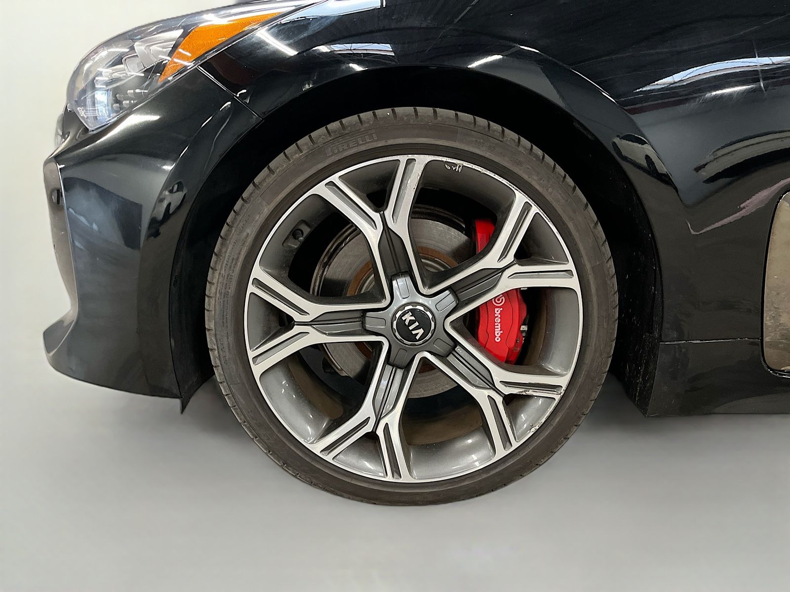 Used 2021 Black Kia GT image 31