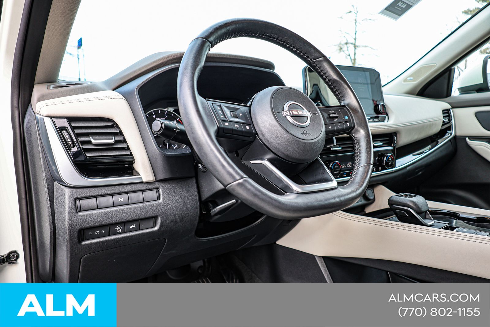 Used 2023 White Nissan SL image 22