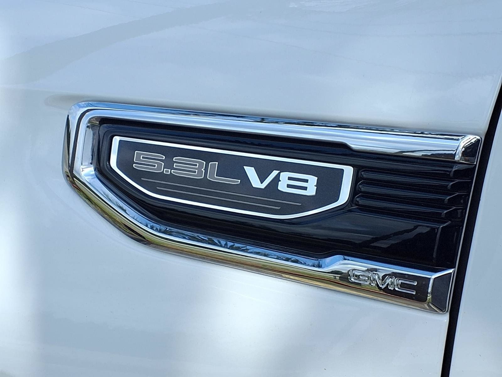 2025 GMC Sierra 1500 SLT - 9
