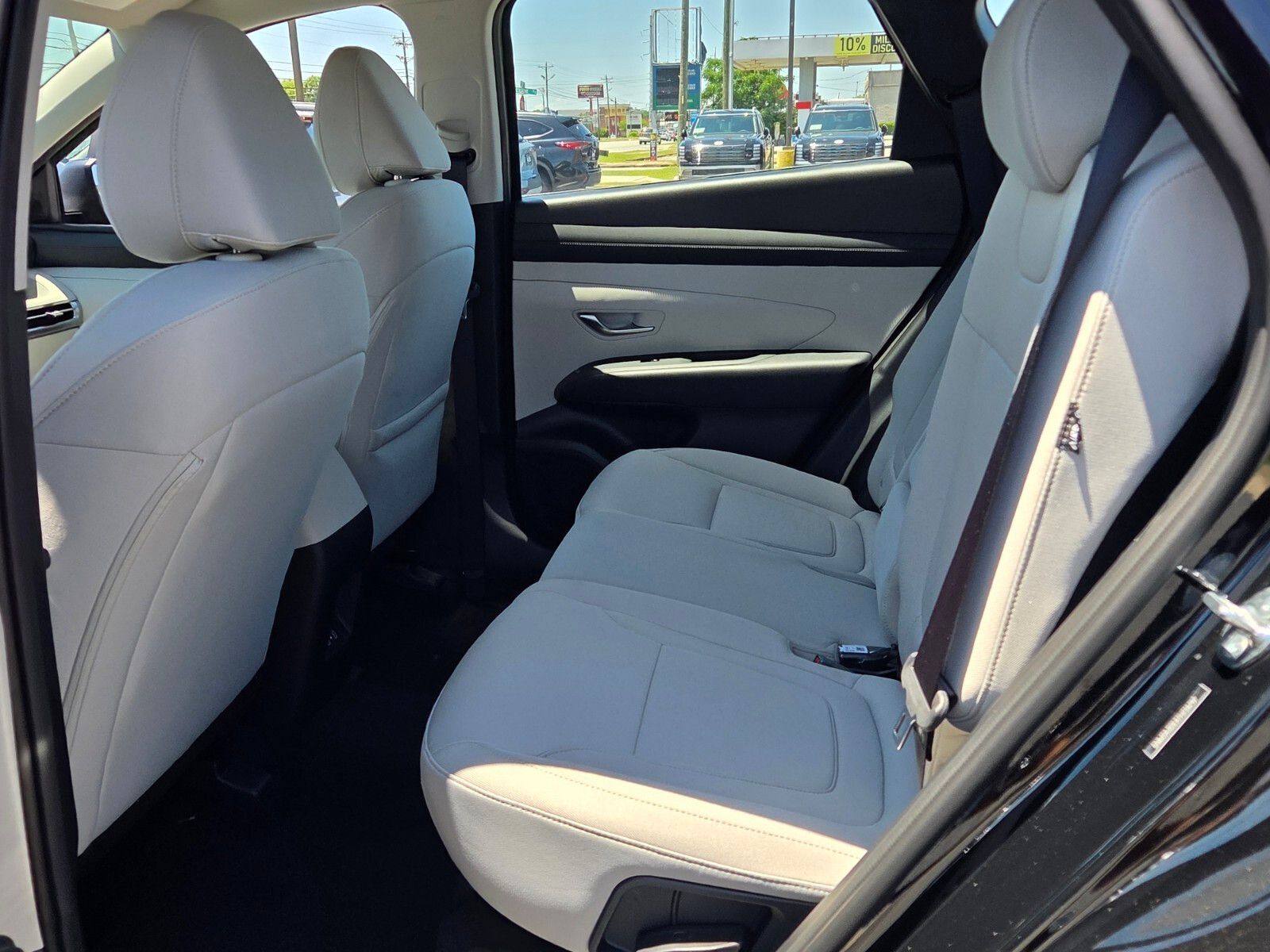 New 2026 Black Hyundai SE image 6