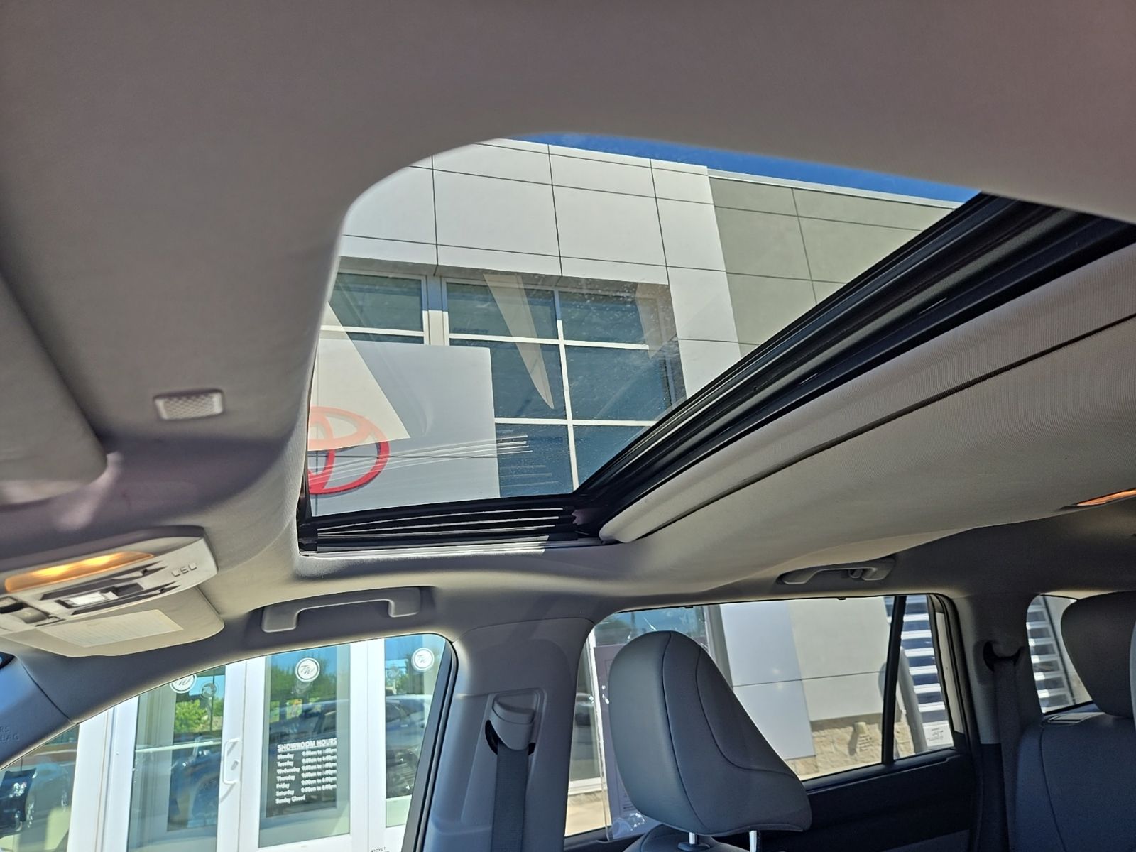 used 2020 Toyota Highlander car, priced at $29,705