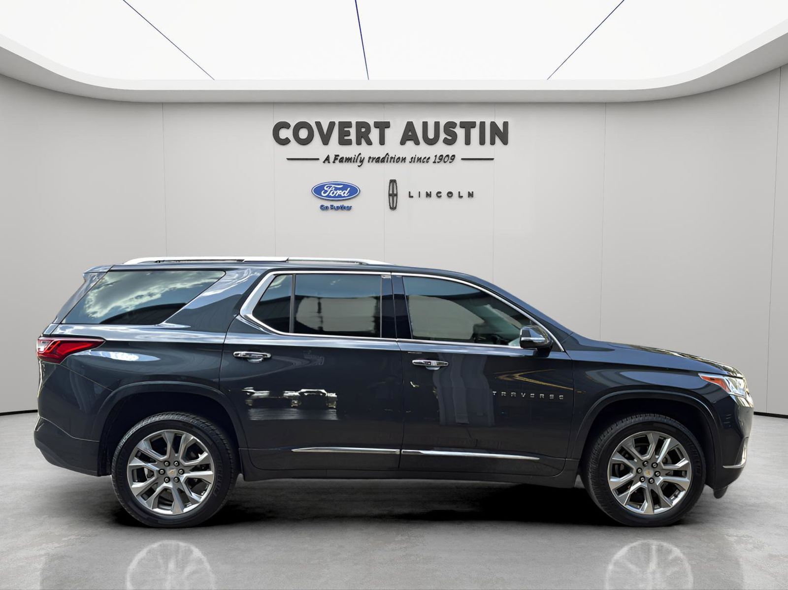 Used Car 2018 Chevrolet Traverse  Premier For Sale Under $25,000 In Austin, Texas