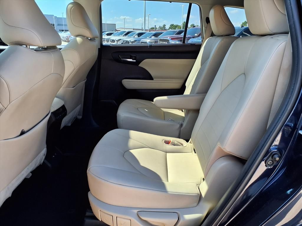 2021 Toyota Highlander XLE Blue at DeMontrond Mazda