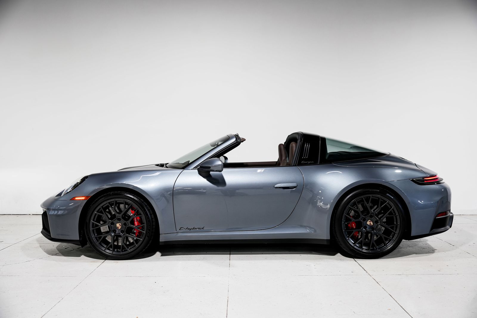 2025 Porsche 911 Targa 4 GTS — photo 7