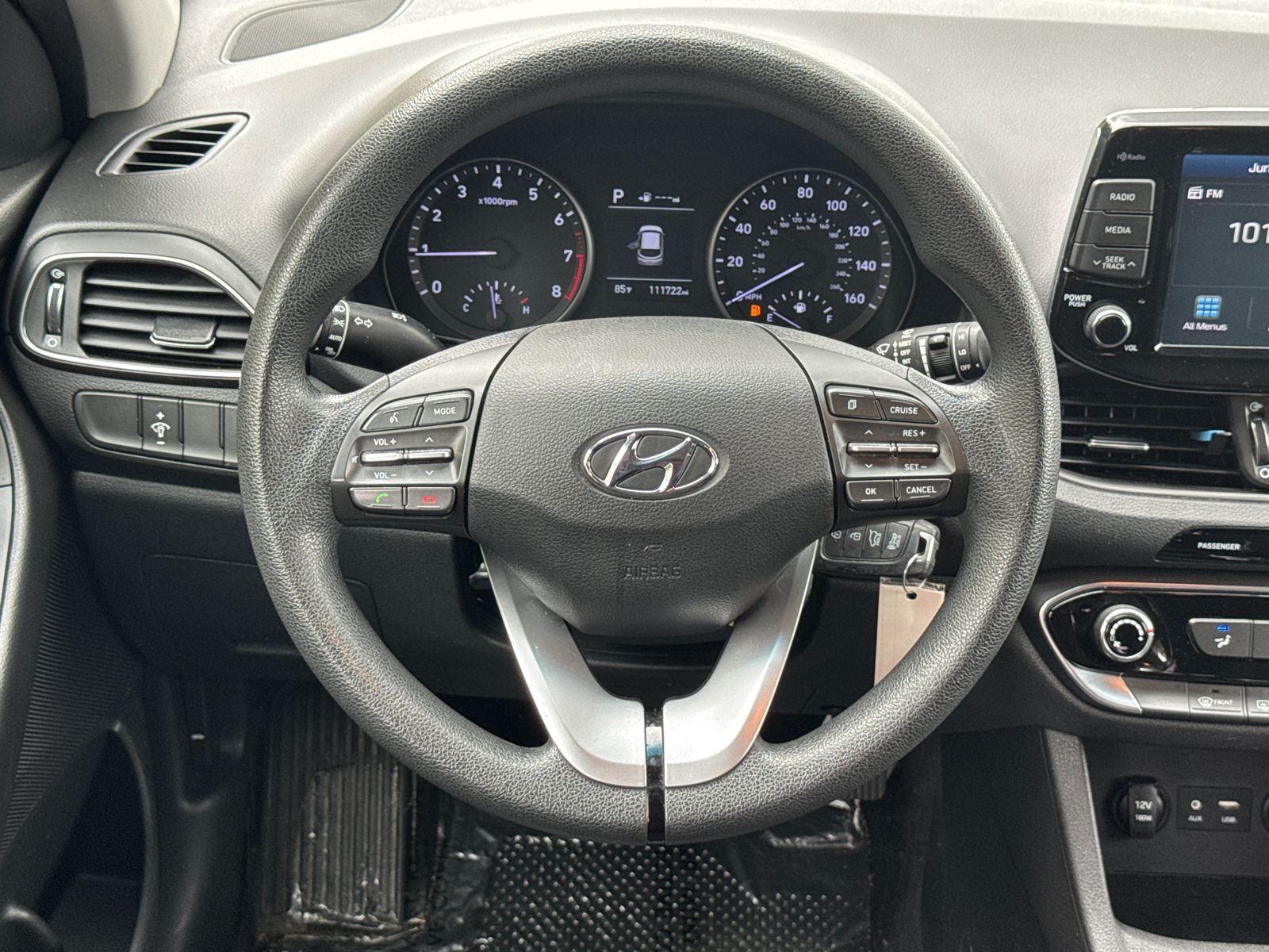 Used 2018 Black Hyundai Base image 23