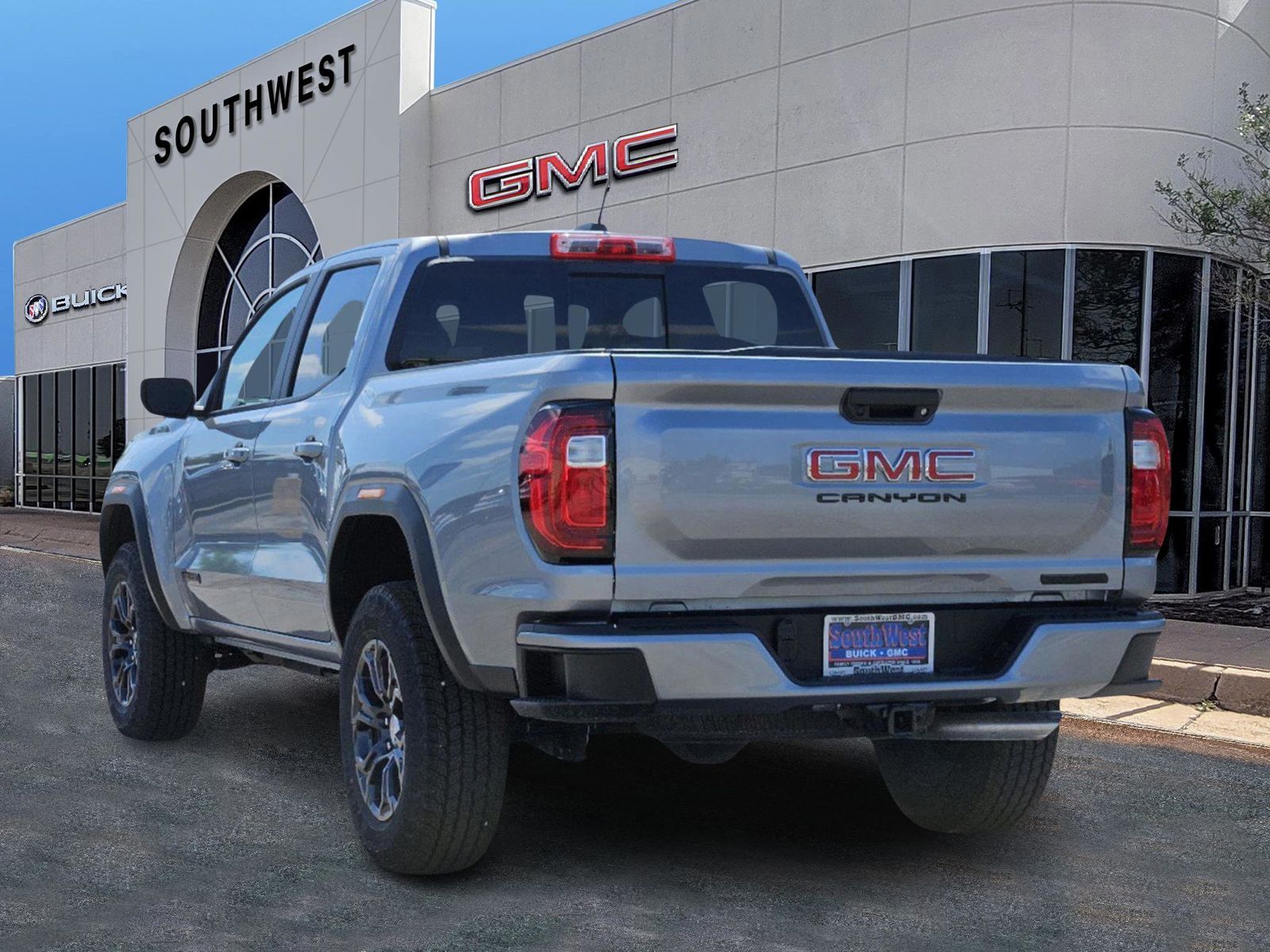 2024 GMC Canyon Elevation 4