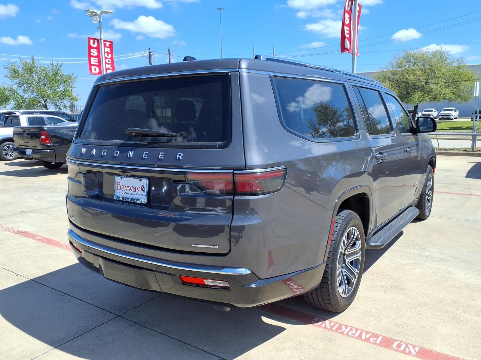 2024 Jeep Wagoneer L Series II - 4