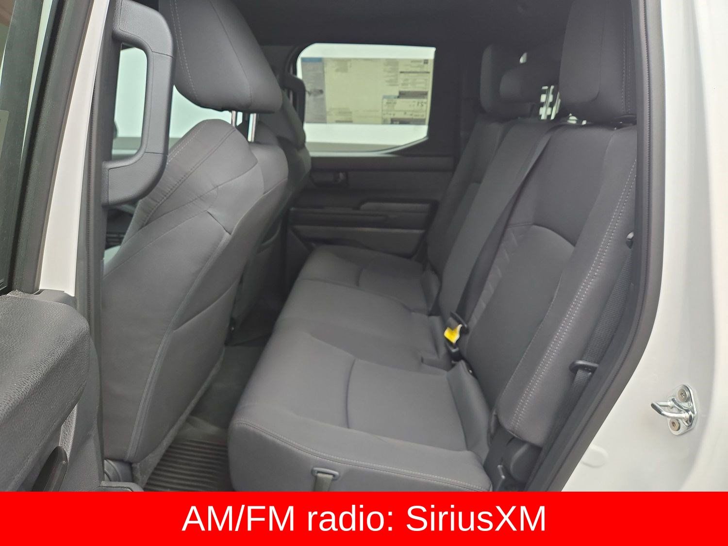 2025 Toyota Tacoma SR5 - Photo 14