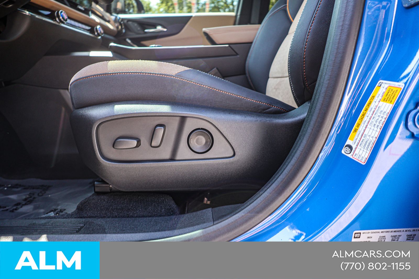 Used 2025 Blue Chevrolet ACTIV image 19