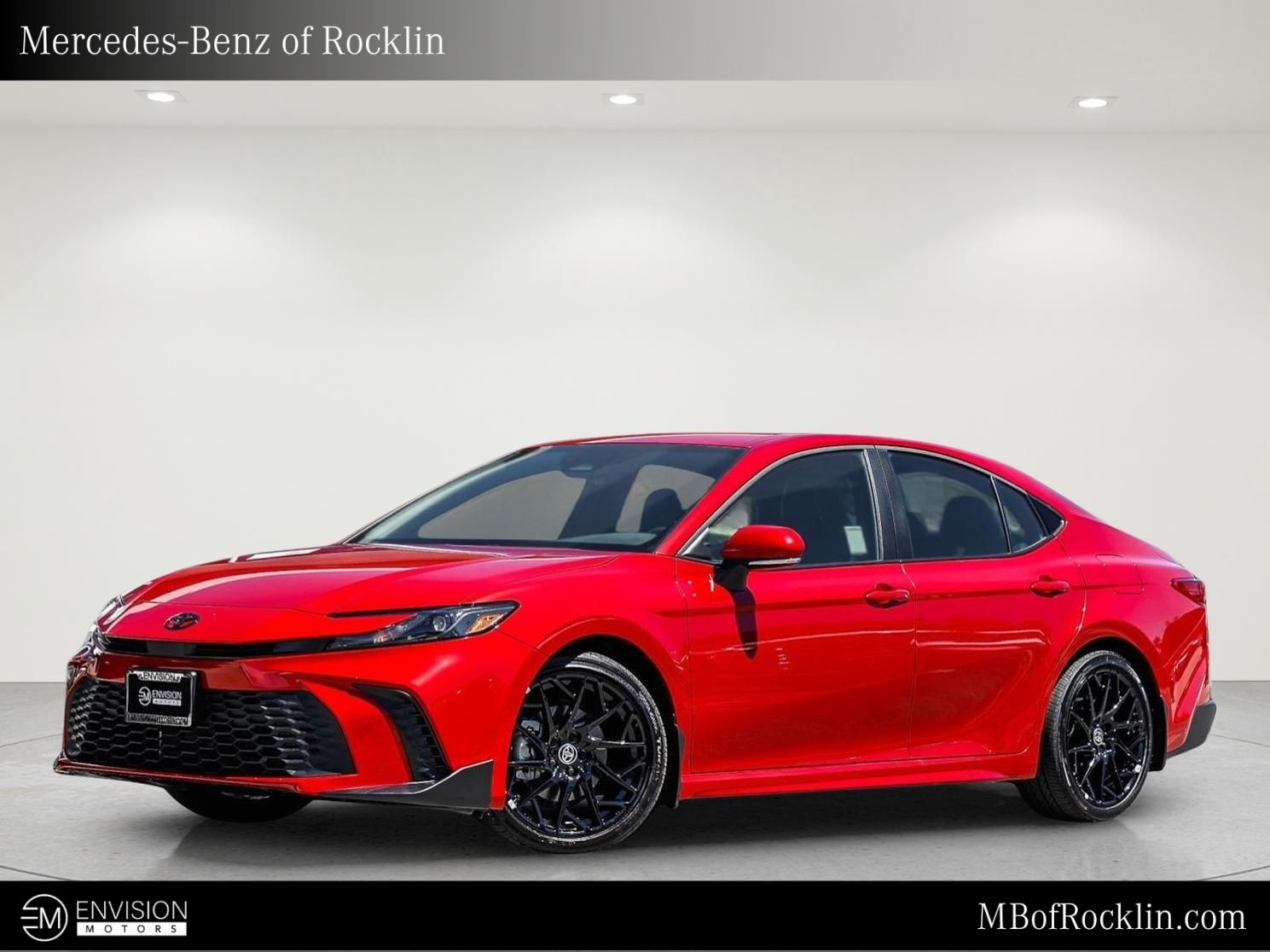 2026 Toyota Camry SE FWD