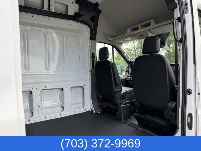 New 2026 Oxford White Ford Base image 15