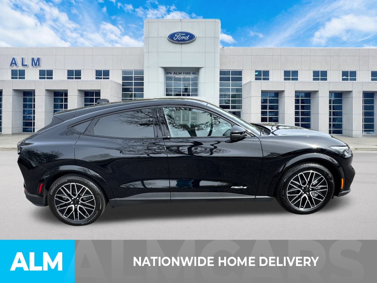 Used 2025 Black Ford Premium image 4