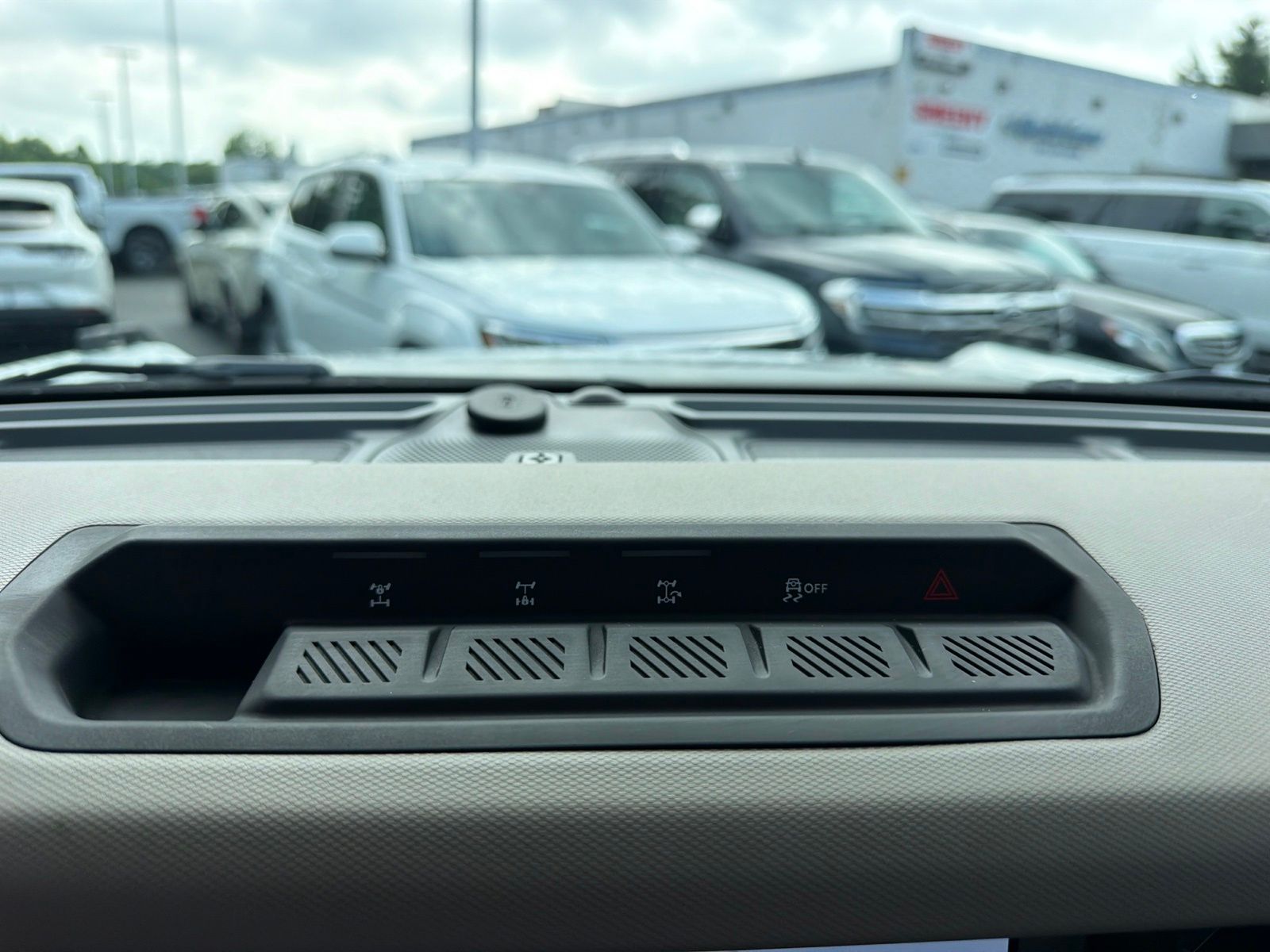 Certified Used 2024 Cactus Green / Gray Ford Wildtrak image 28