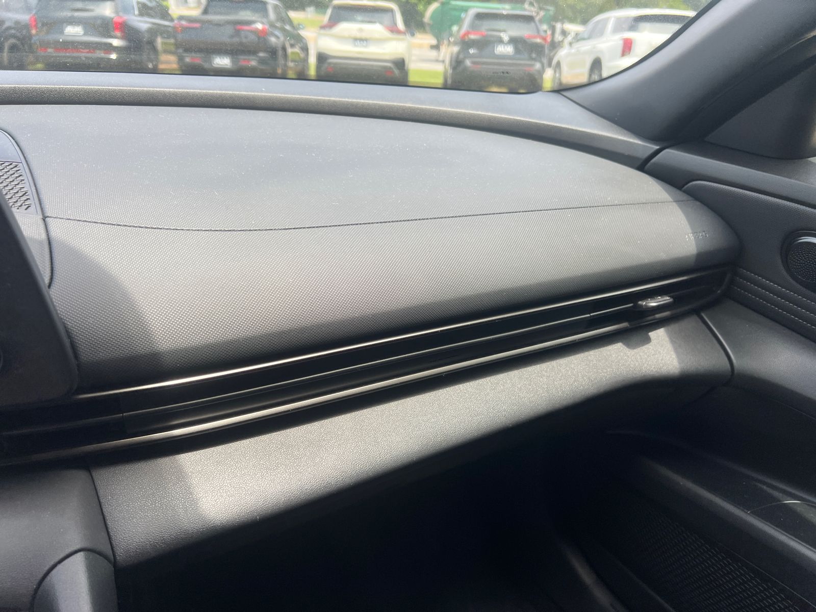 Certified Used 2025 Red Hyundai SEL Sport image 32
