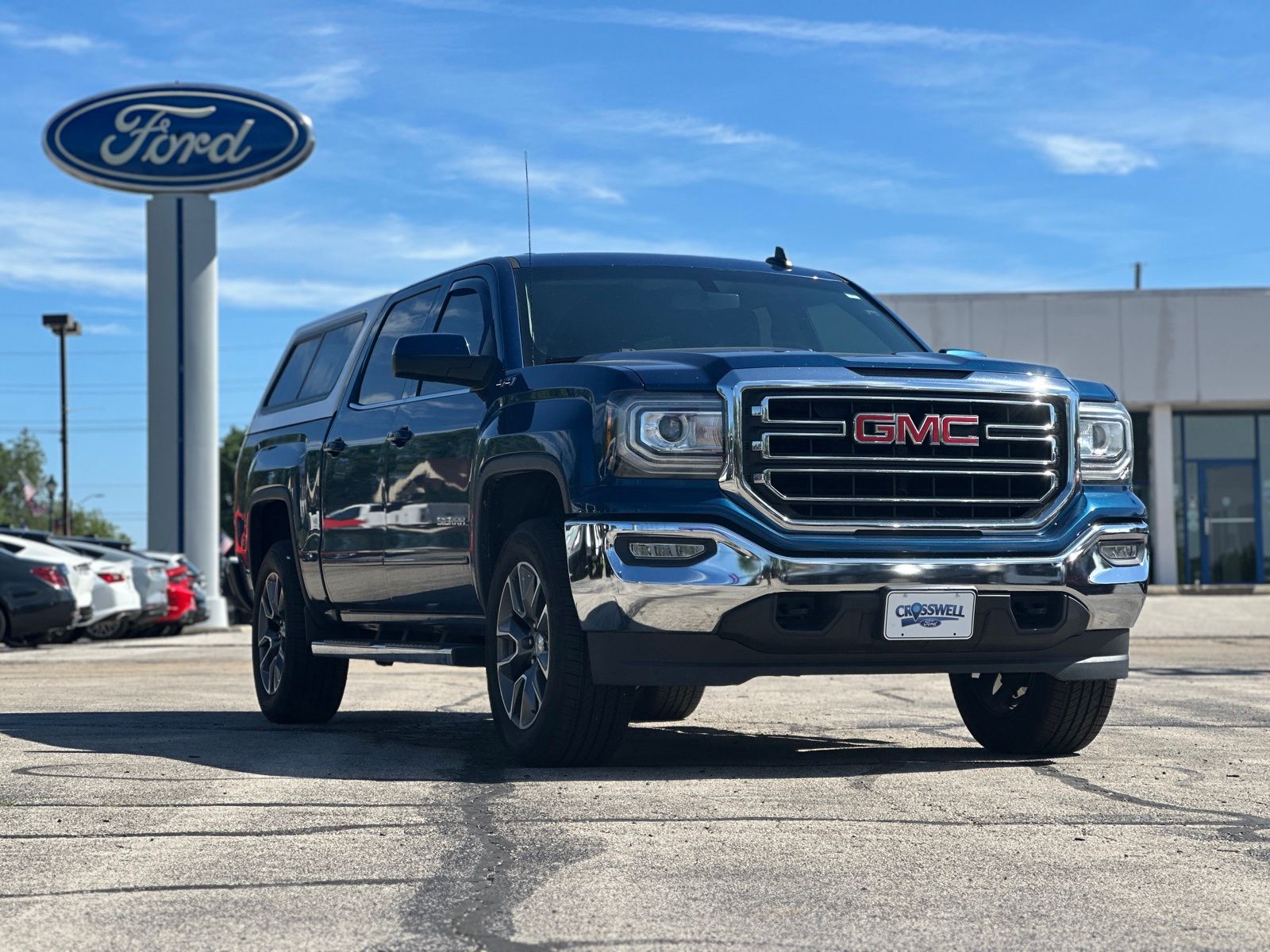 2017 GMC Sierra 4WD Crew Cab Standard Box SLE's photo