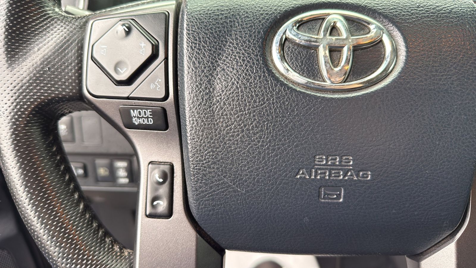 Used Car 2020 Toyota Tacoma  Trd Sport For Sale Under $35,000 In Austin, Texas