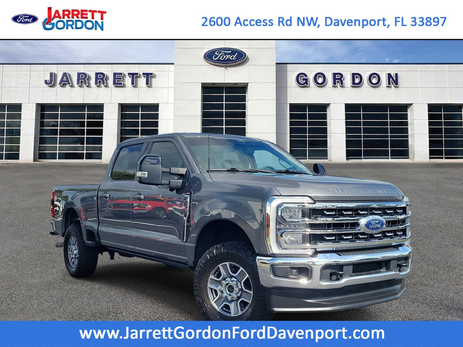 Carbonized Gray Metallic 2024 Ford F-250 Super Duty Pickup Truck Four-Wheel Drive Automatic