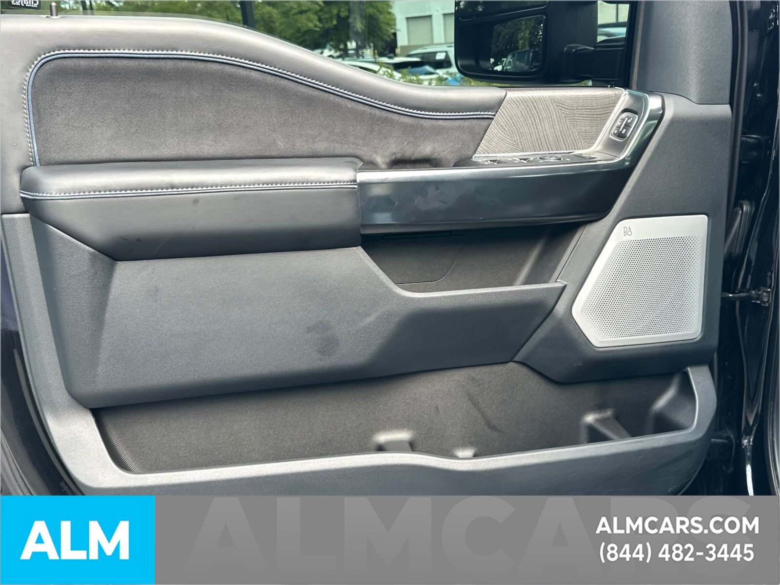 Used 2025 Black Ford Platinum image 11