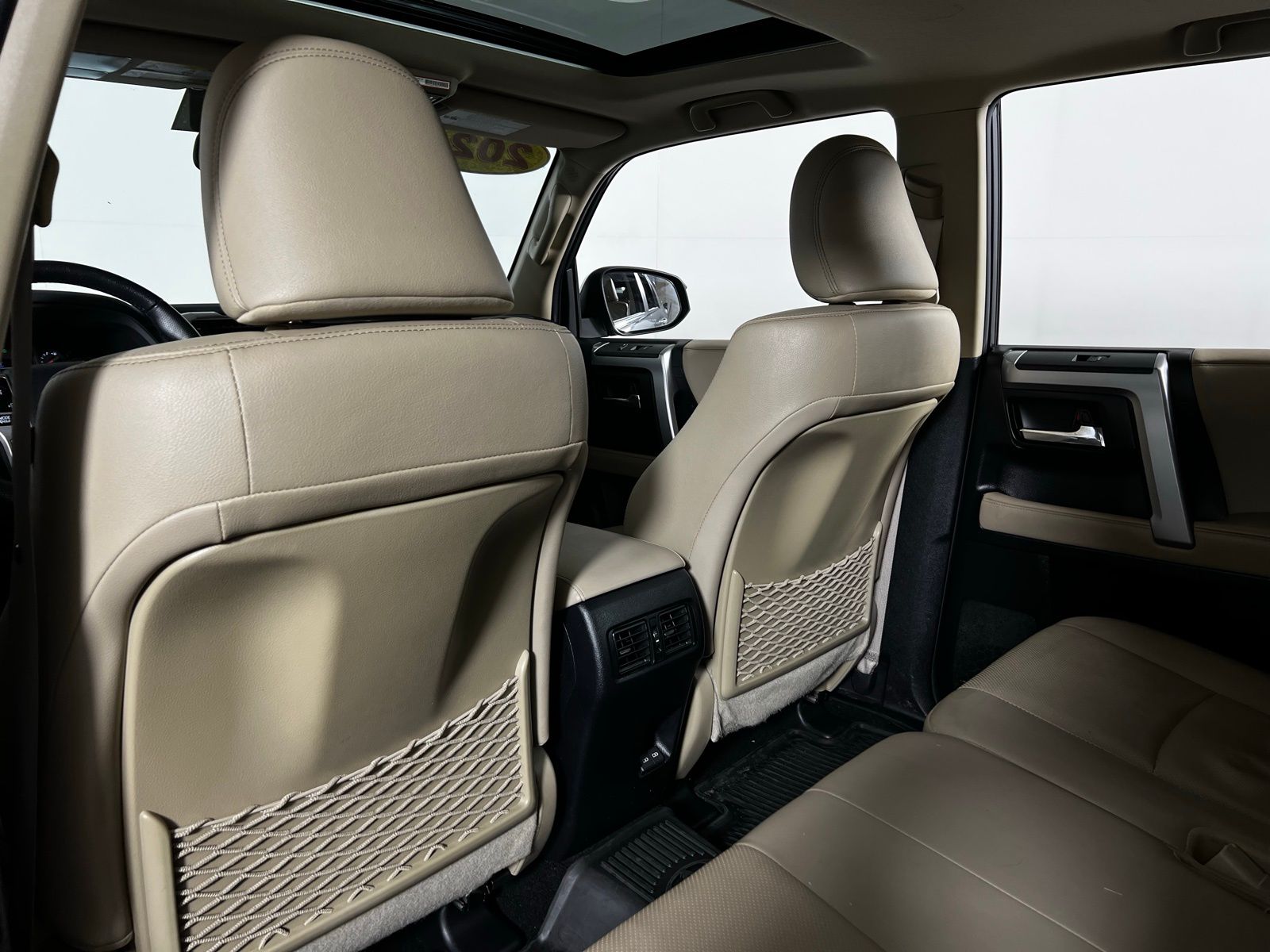 Thumbnail: 2023 Toyota 4Runner - 24