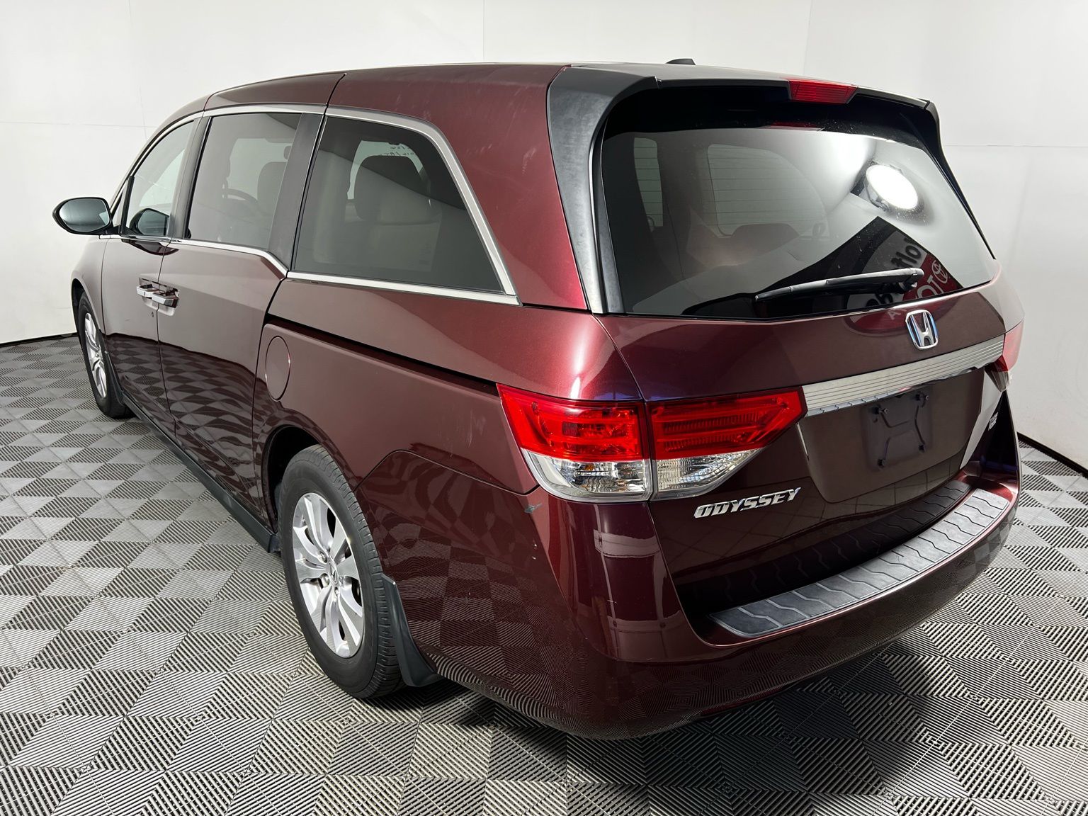 Thumbnail: 2016 Honda Odyssey - 7