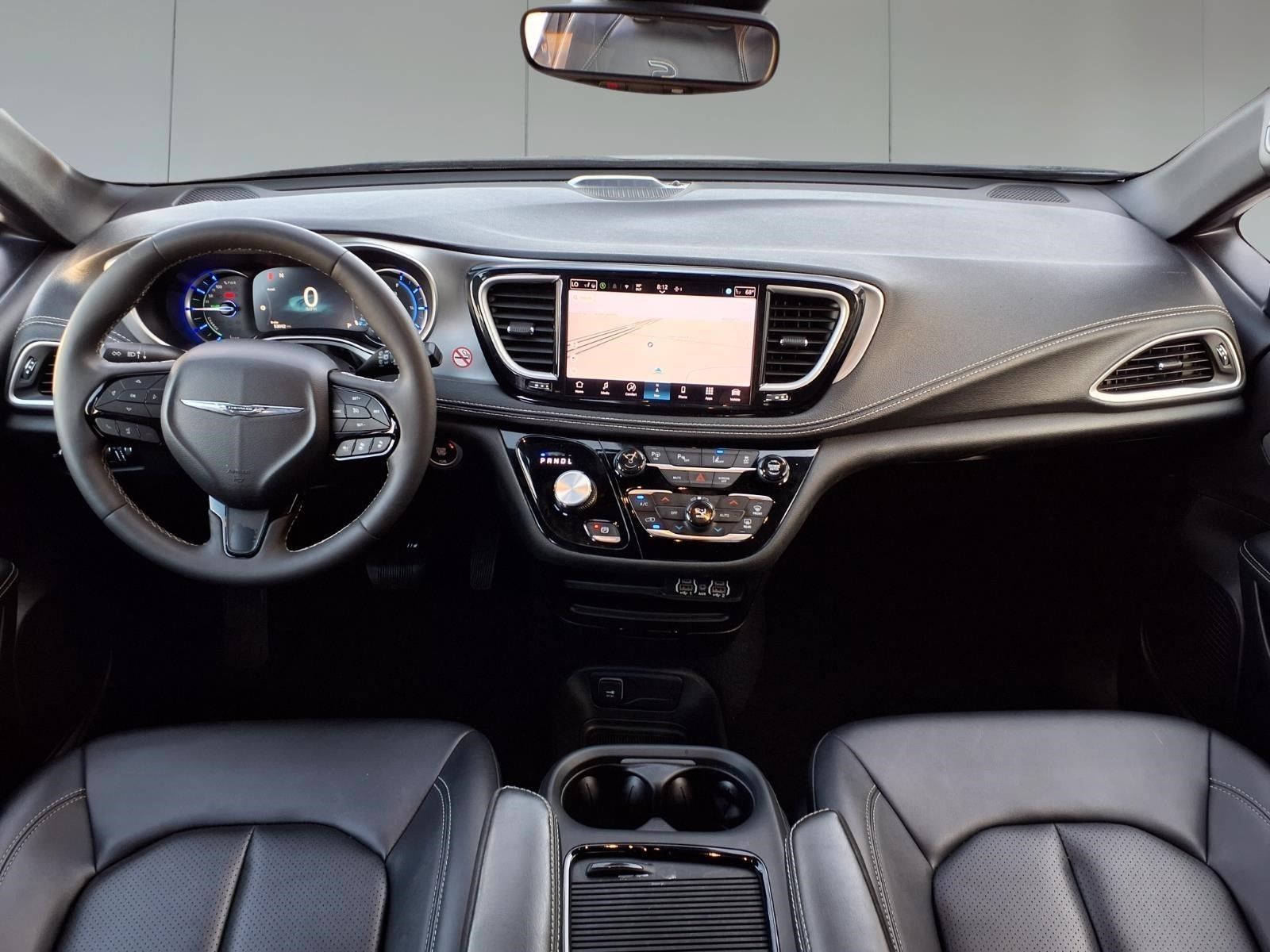 2024 Chrysler Pacifica Hybrid Select S Appearance - 10