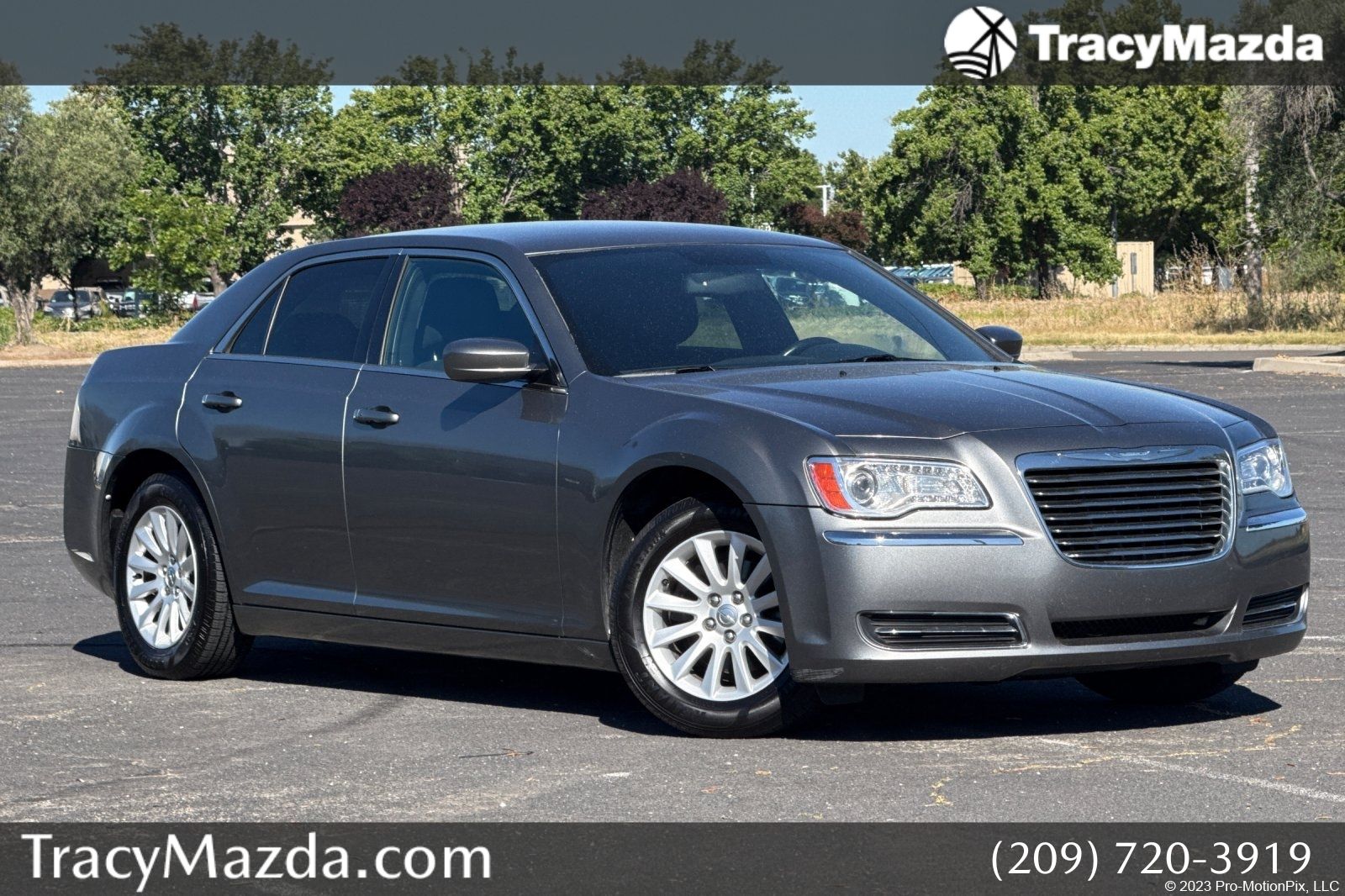 2012 Chrysler 300 RWD