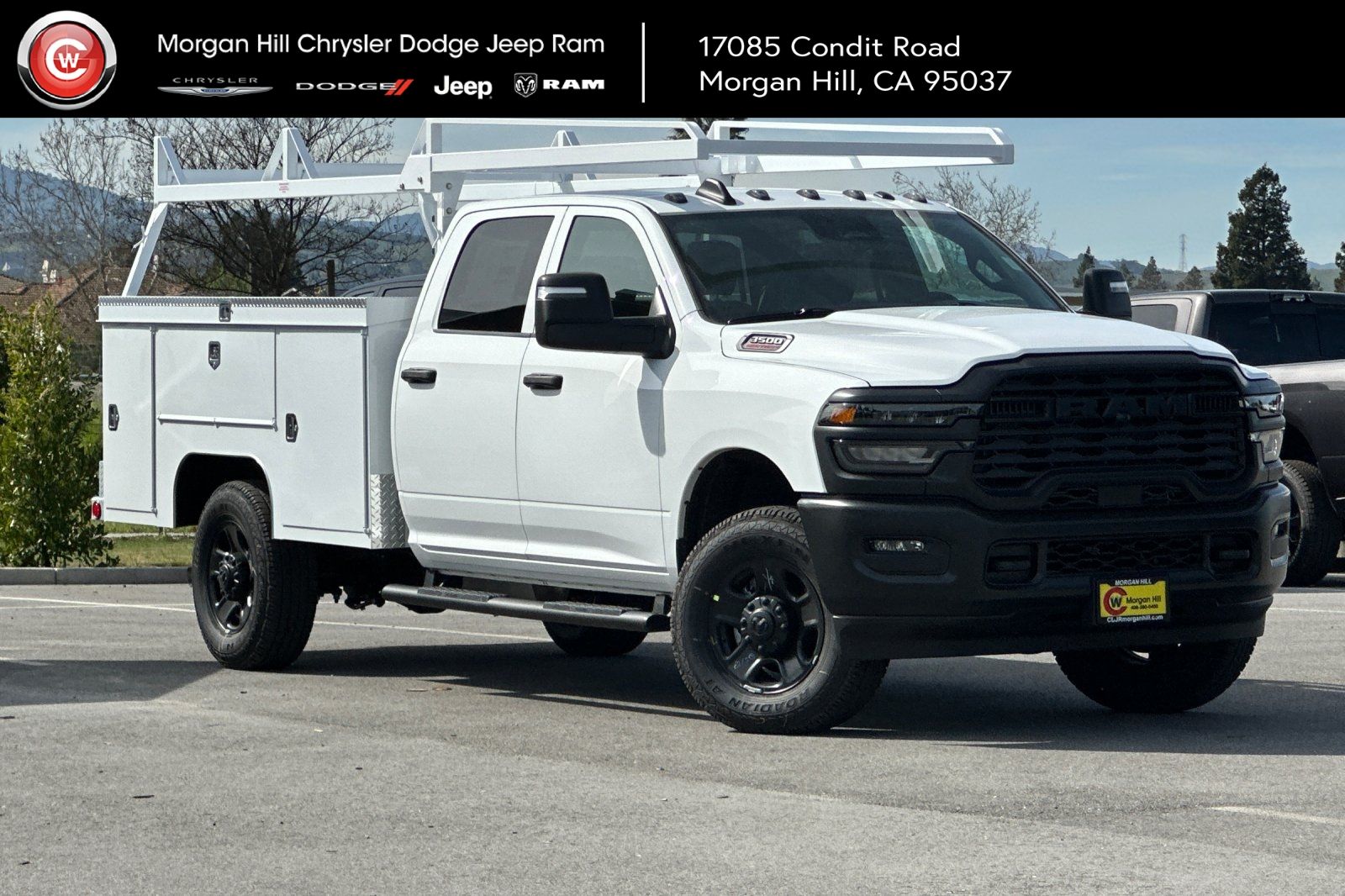 2026 RAM 3500 Chassis Tradesman Regular Cab LB DRW 4WD