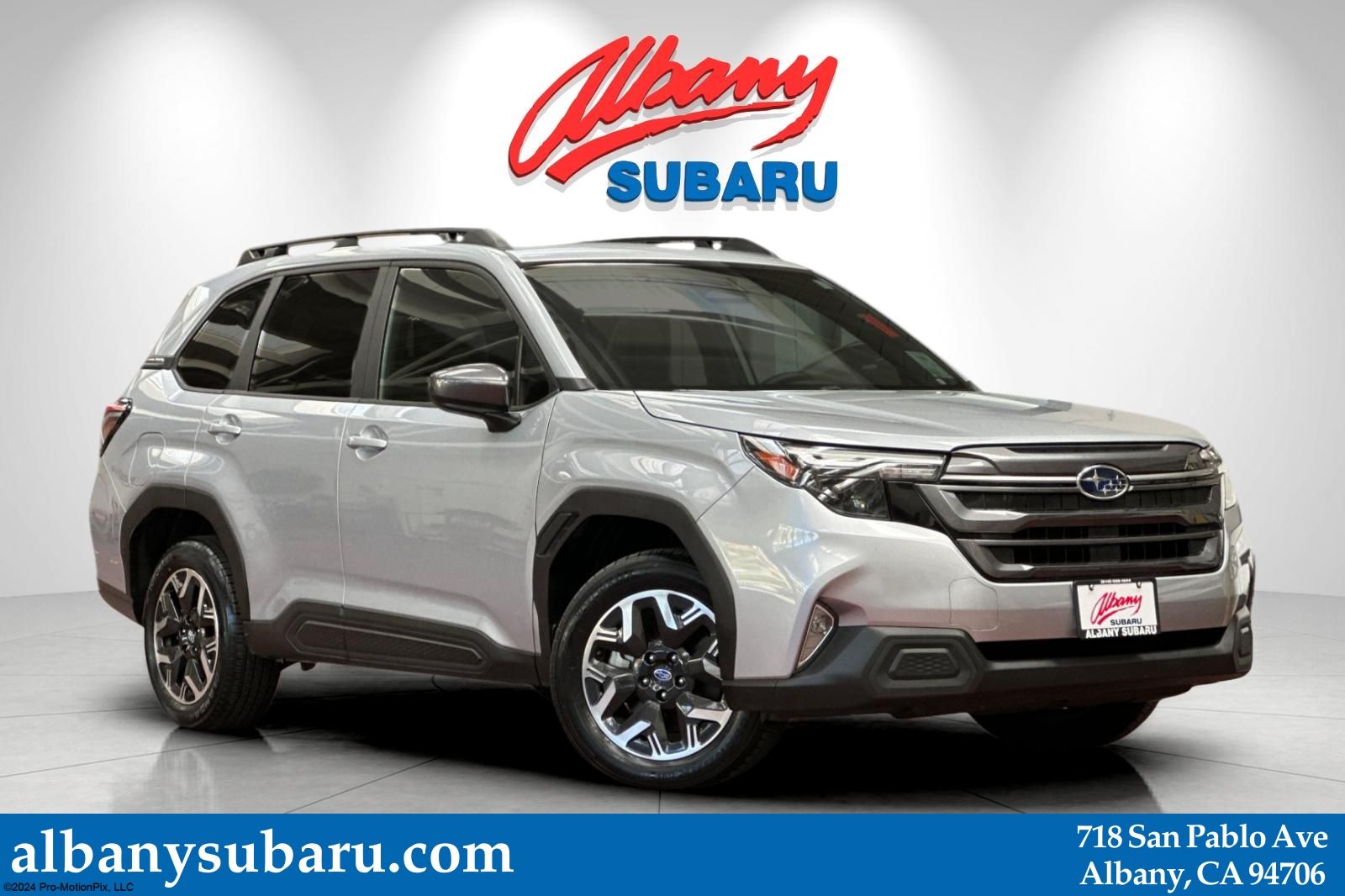 2025 Subaru Forester Premium Crossover AWD