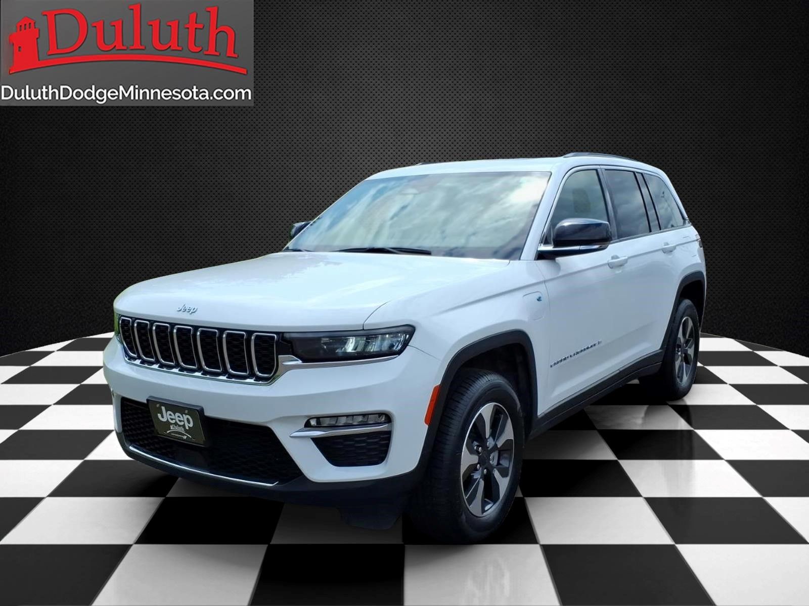 Bright White Clearcoat 2024 Jeep Grand Cherokee 4xe SUV / Crossover Four-Wheel Drive 8-Speed Automatic