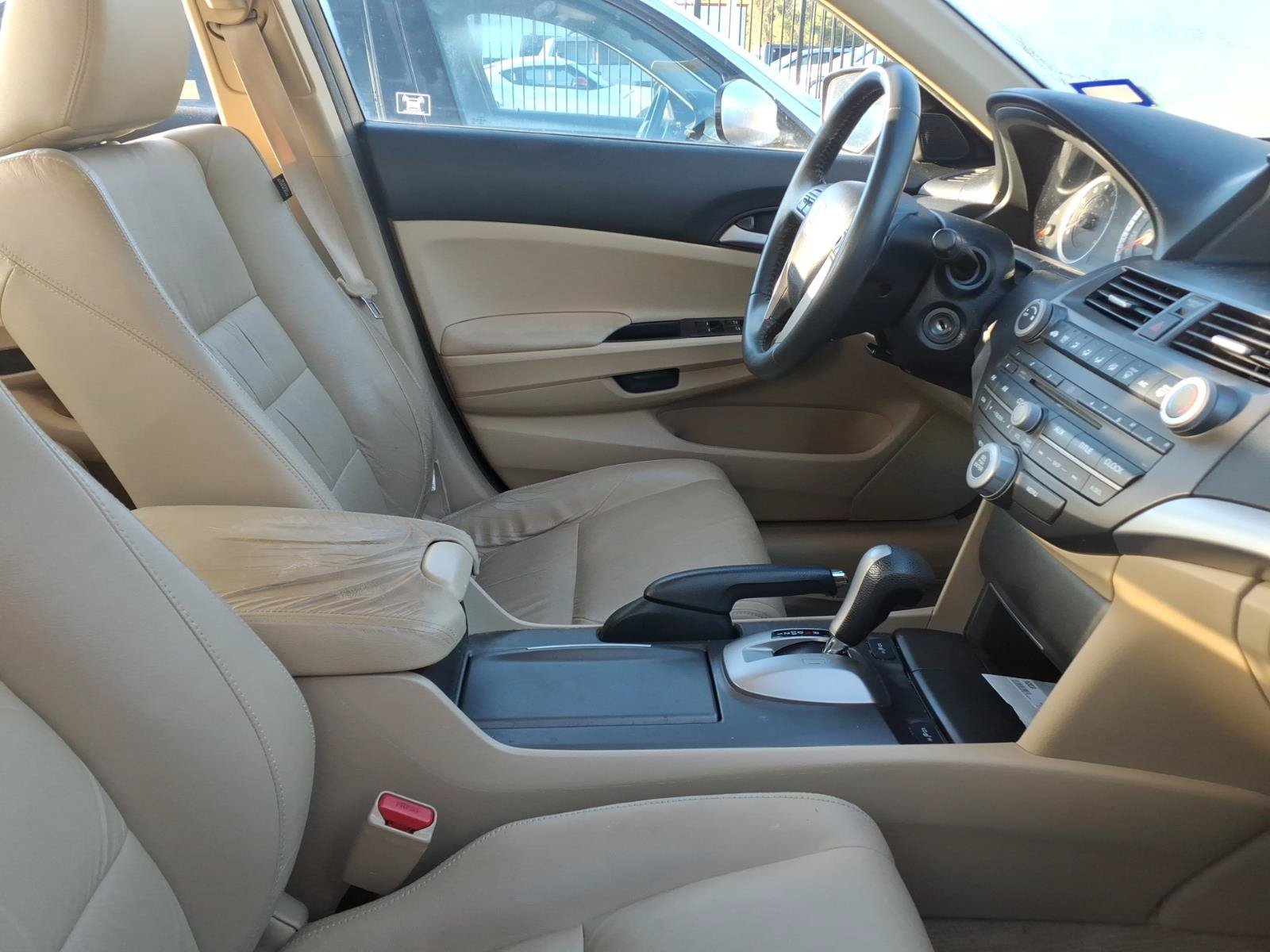 2012 Honda Accord SE Black at Emmons Autoplex