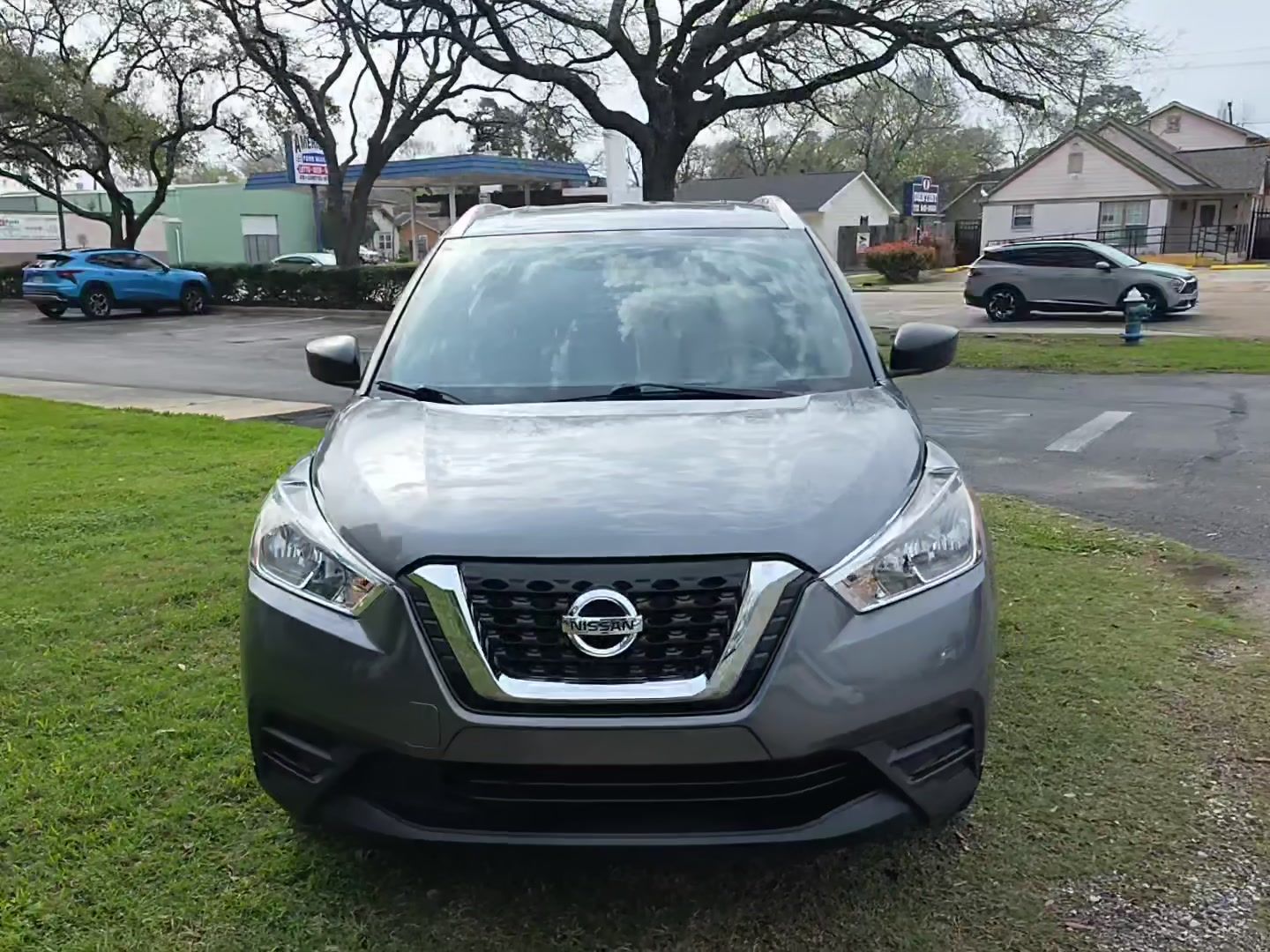 2018 Nissan Kicks 1.6 S's photo