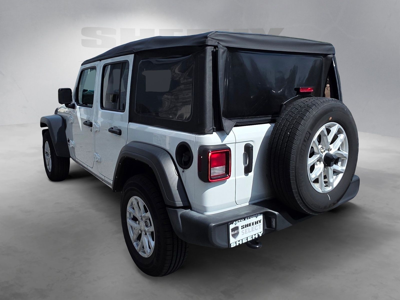 Used 2023 White Jeep Sport S image 12