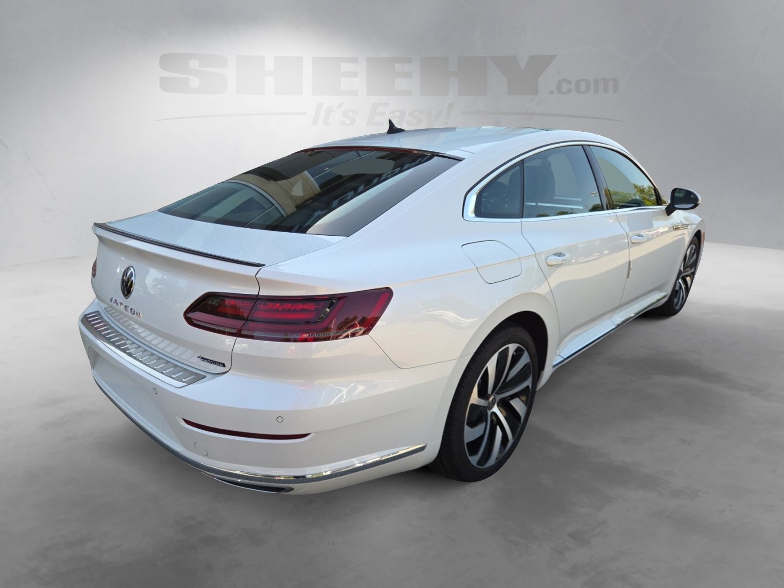 Used 2022 White Volkswagen 2.0T SEL R-Line image 12