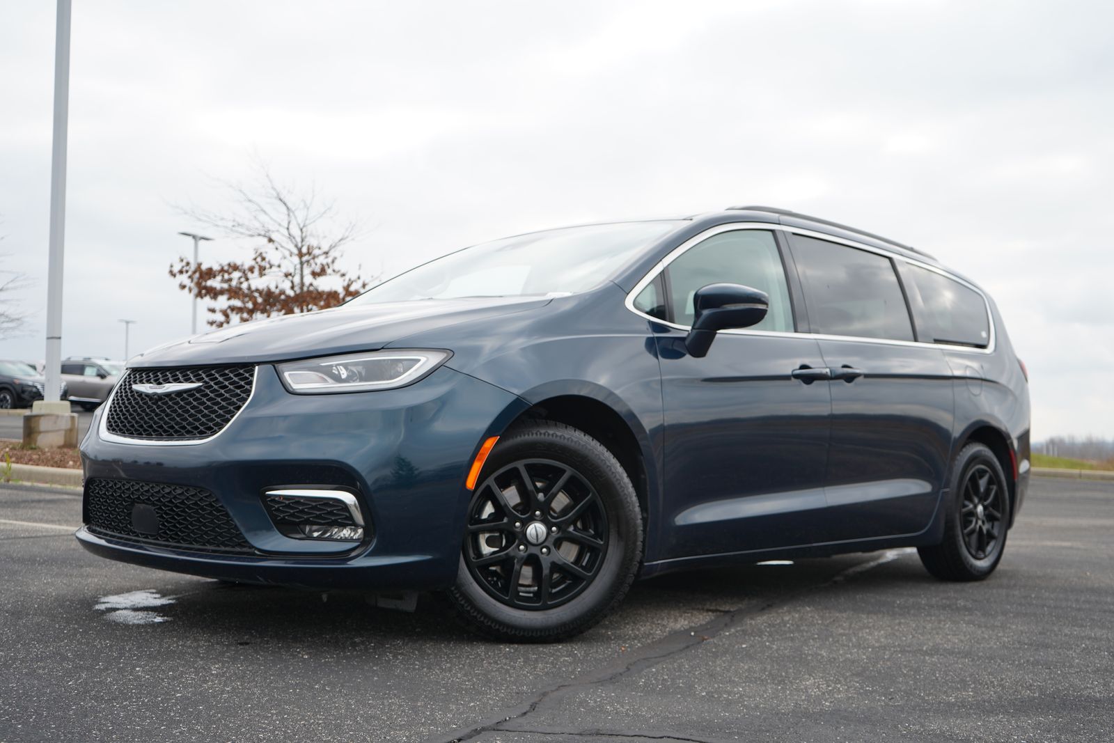 2022 Chrysler Pacifica Touring L 36