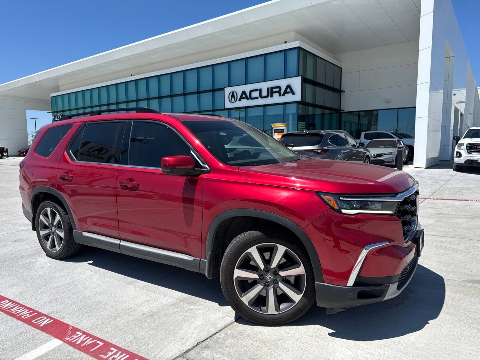 Radiant Red Metallic II 2025 Honda Pilot SUV / Crossover Front-Wheel Drive Automatic