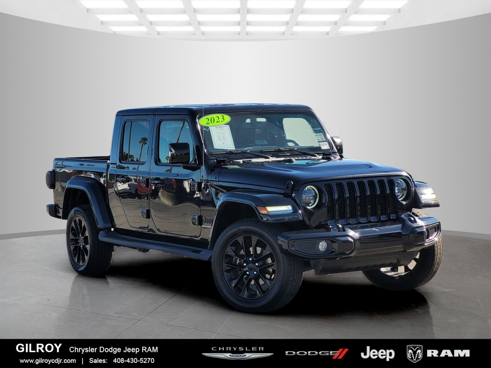 Black Clearcoat 2023 Jeep Gladiator Pickup Truck Four-Wheel Drive 8-Speed Automatic