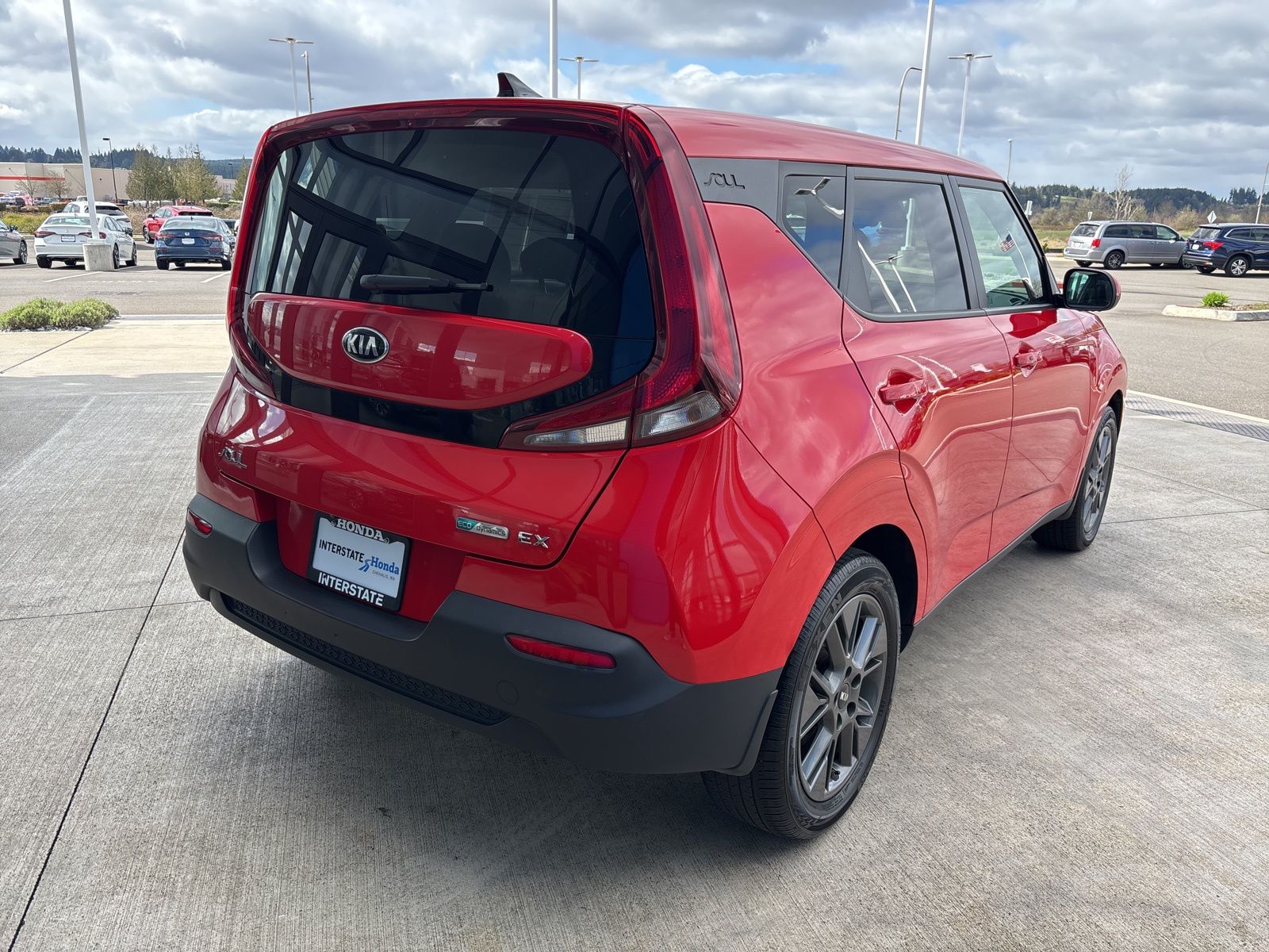 View vehicle photo 5