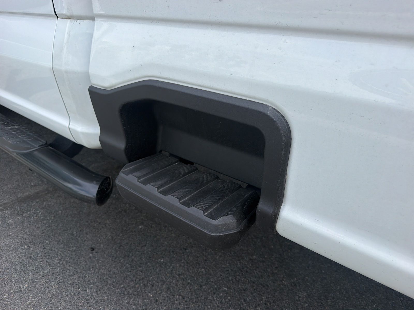 Certified Used 2024 Oxford White Ford XL image 27