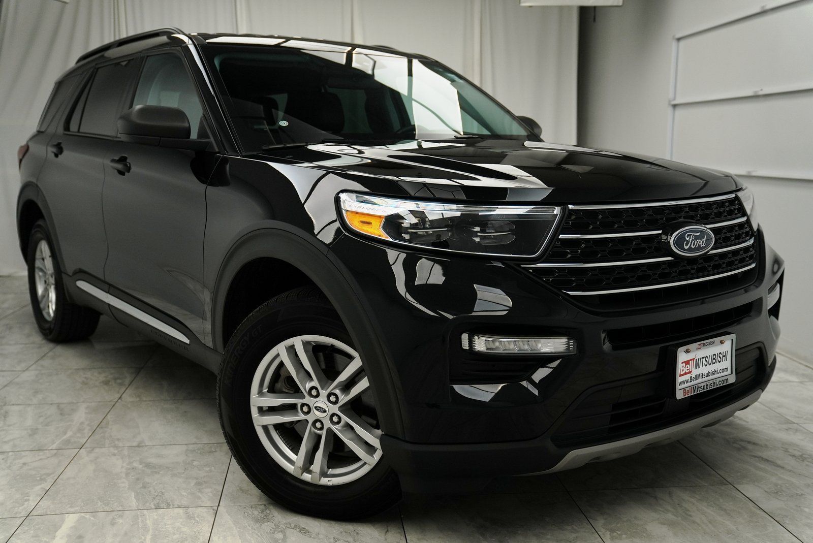2023 Ford Explorer XLT AWD