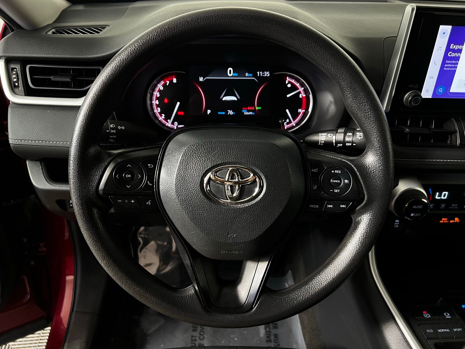 2023 Toyota RAV4 XLE 15