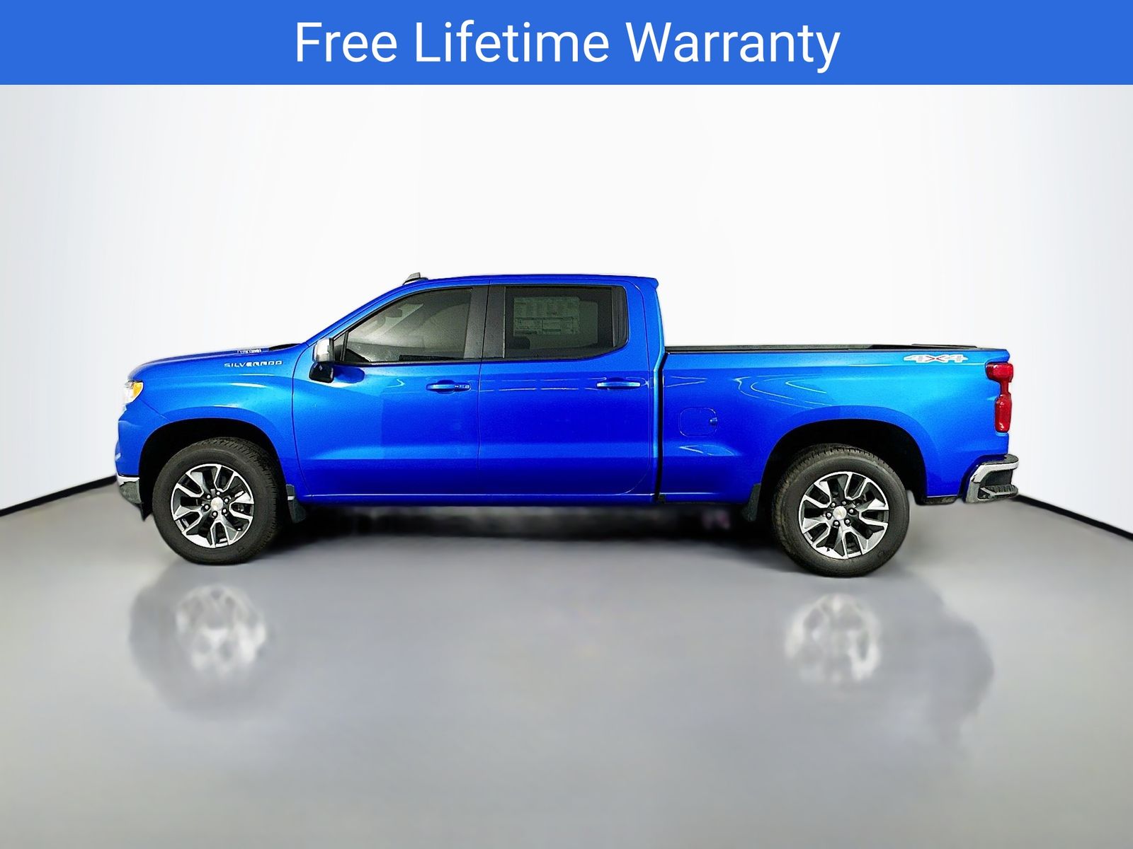 View vehicle photo 5