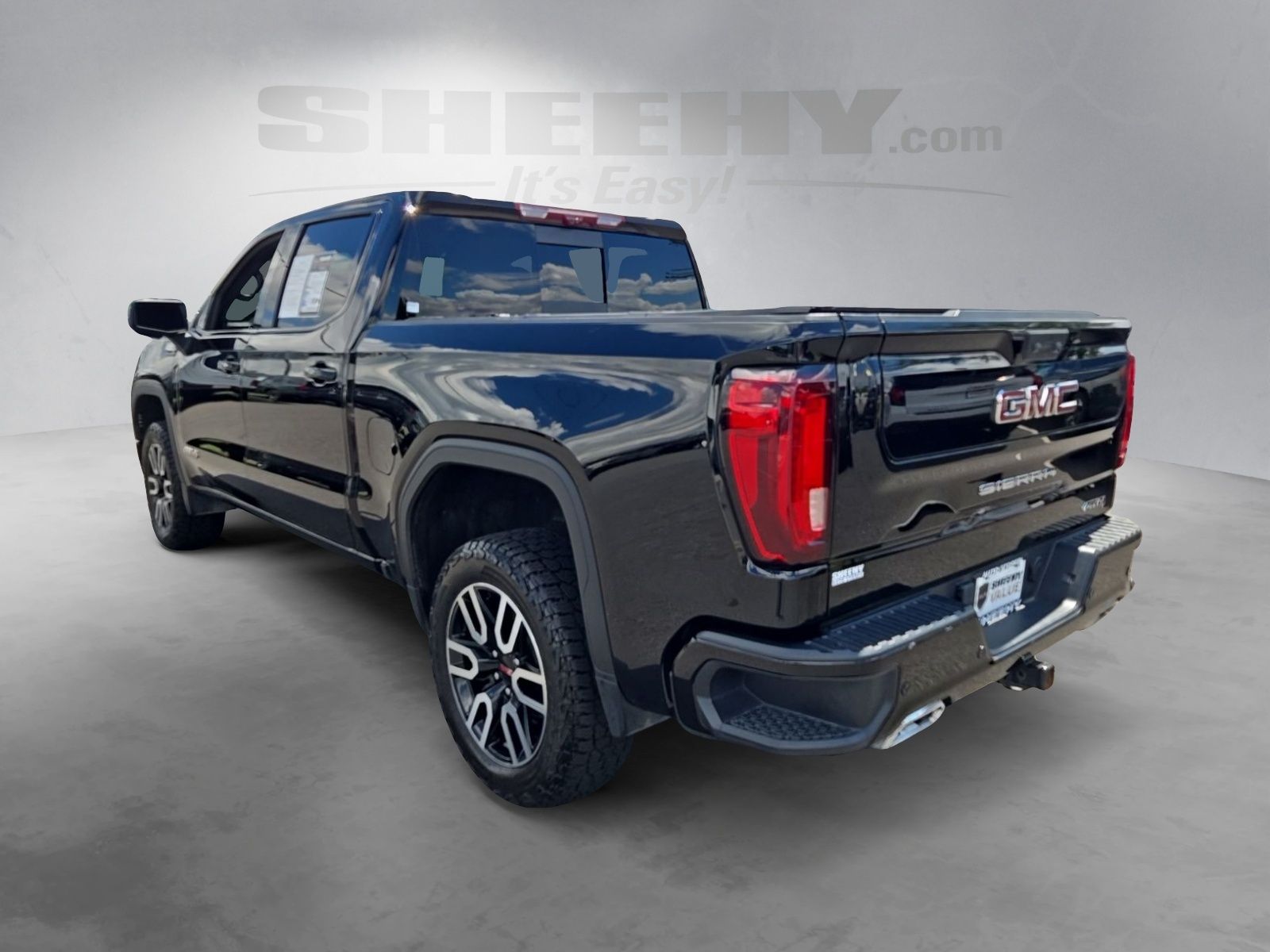 Used 2023 Black GMC AT4 image 14