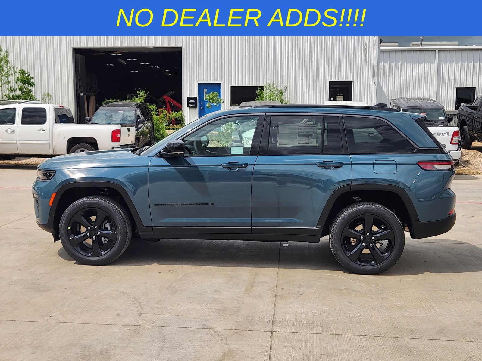 View vehicle photo 3