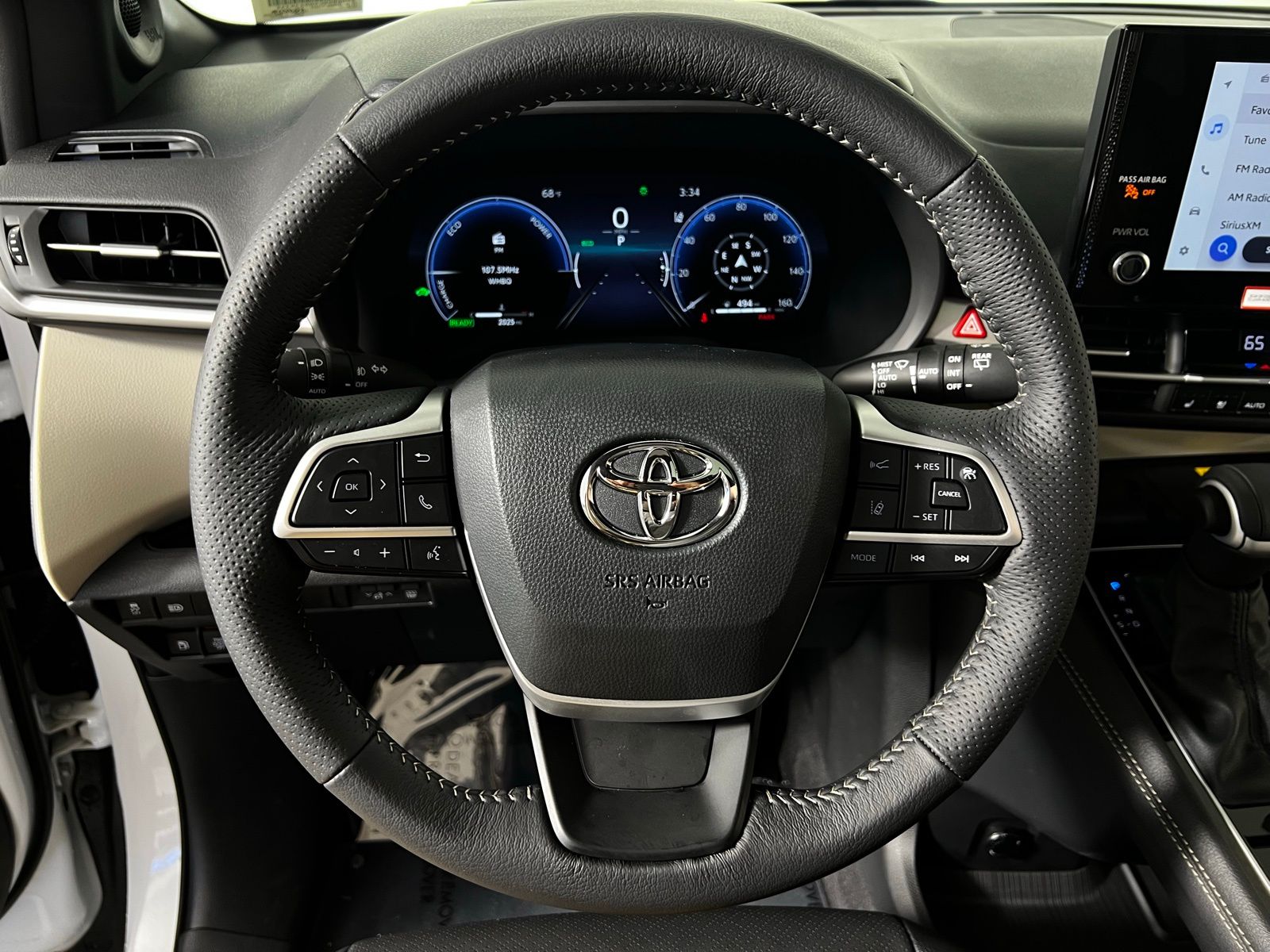 2025 Toyota Sienna Platinum 15