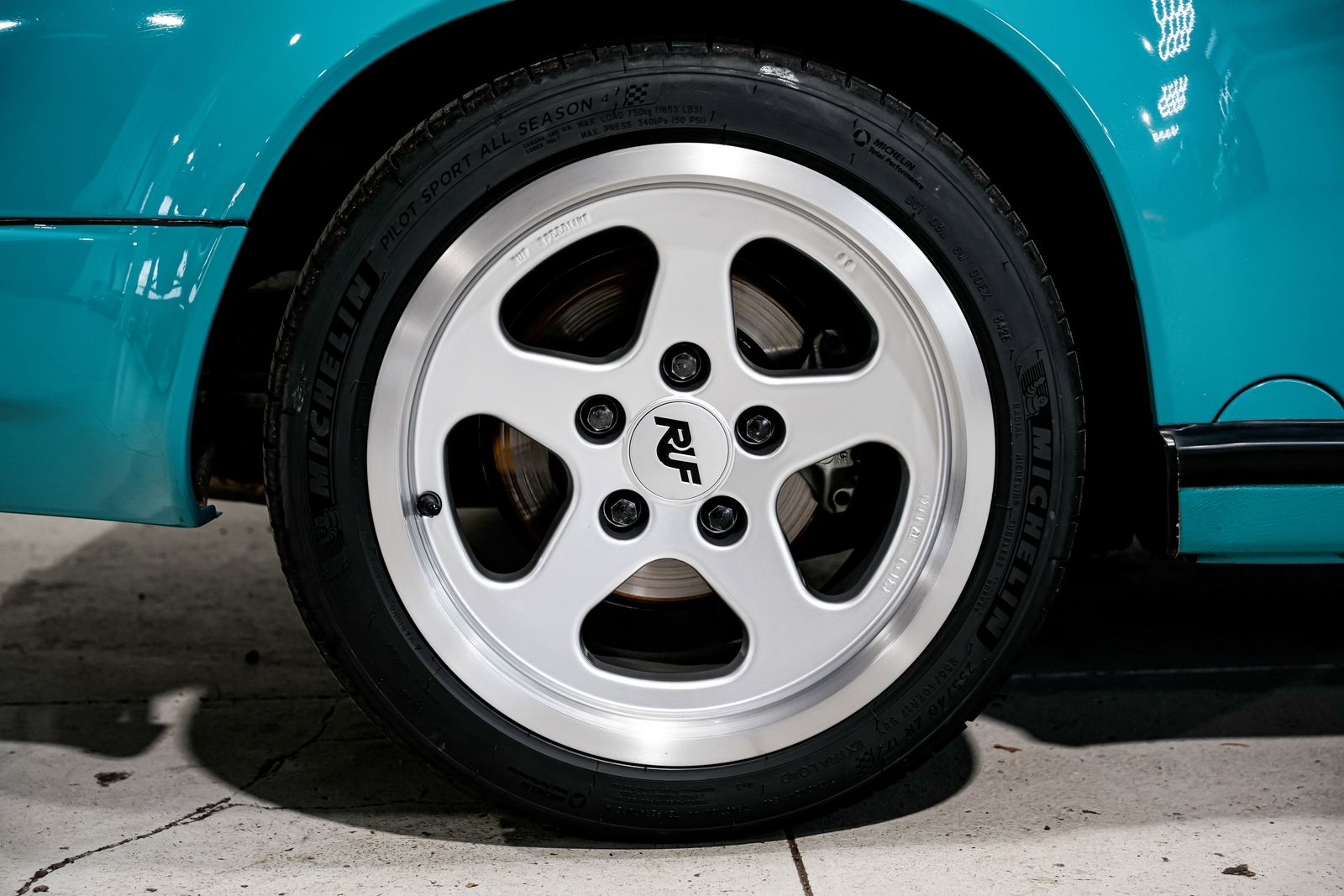 1988 Porsche 911 Carrera — photo 59