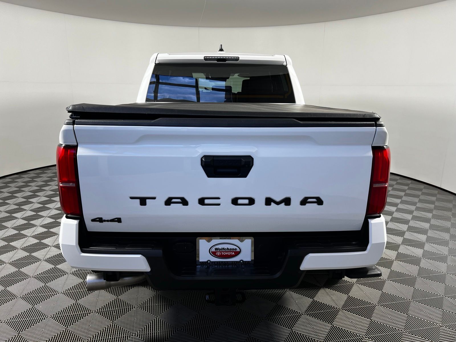 Thumbnail: 2025 Toyota Tacoma - 6