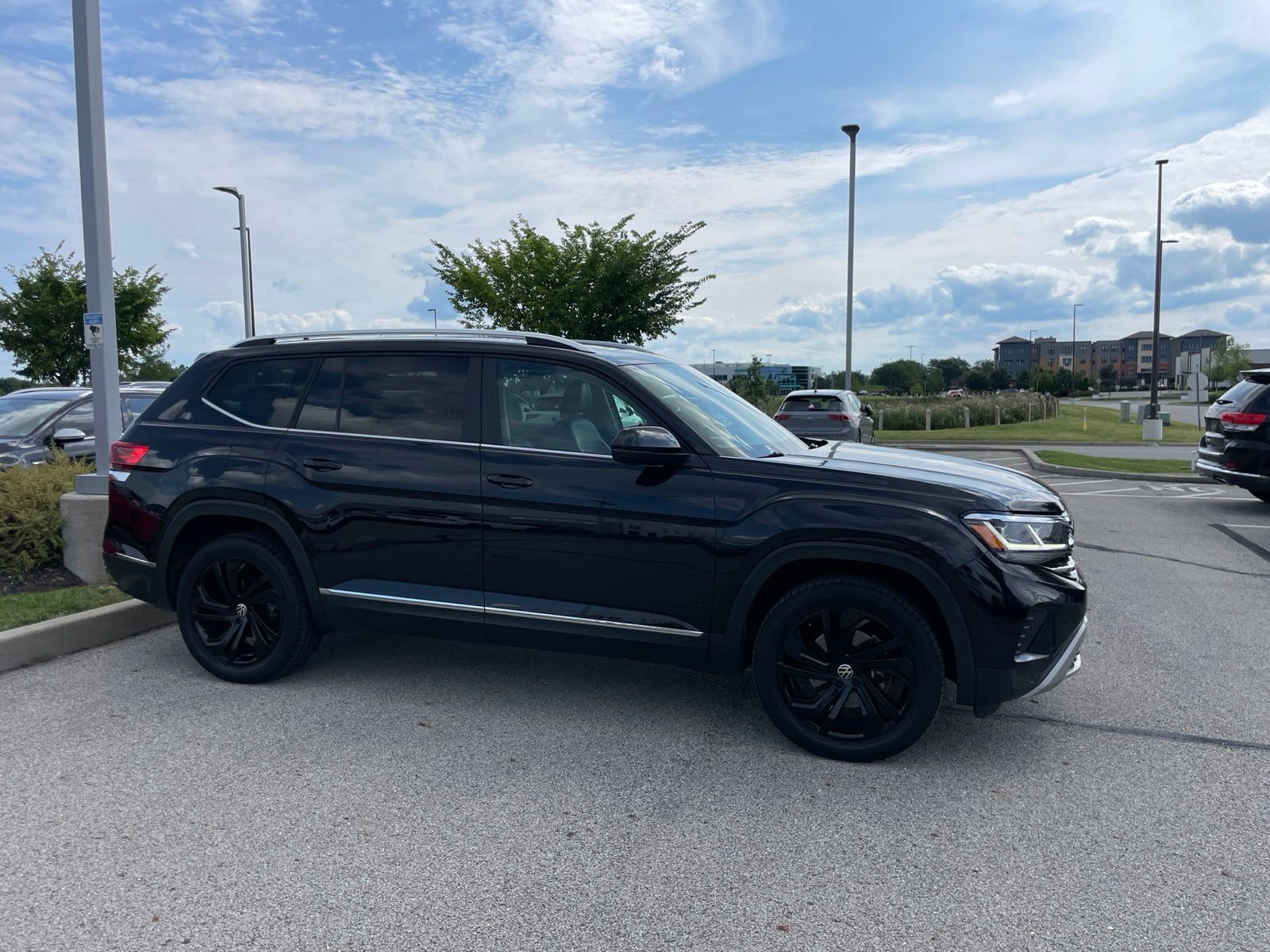 Black 2023 Volkswagen Atlas SUV / Crossover All-Wheel Drive 8-Speed Automatic