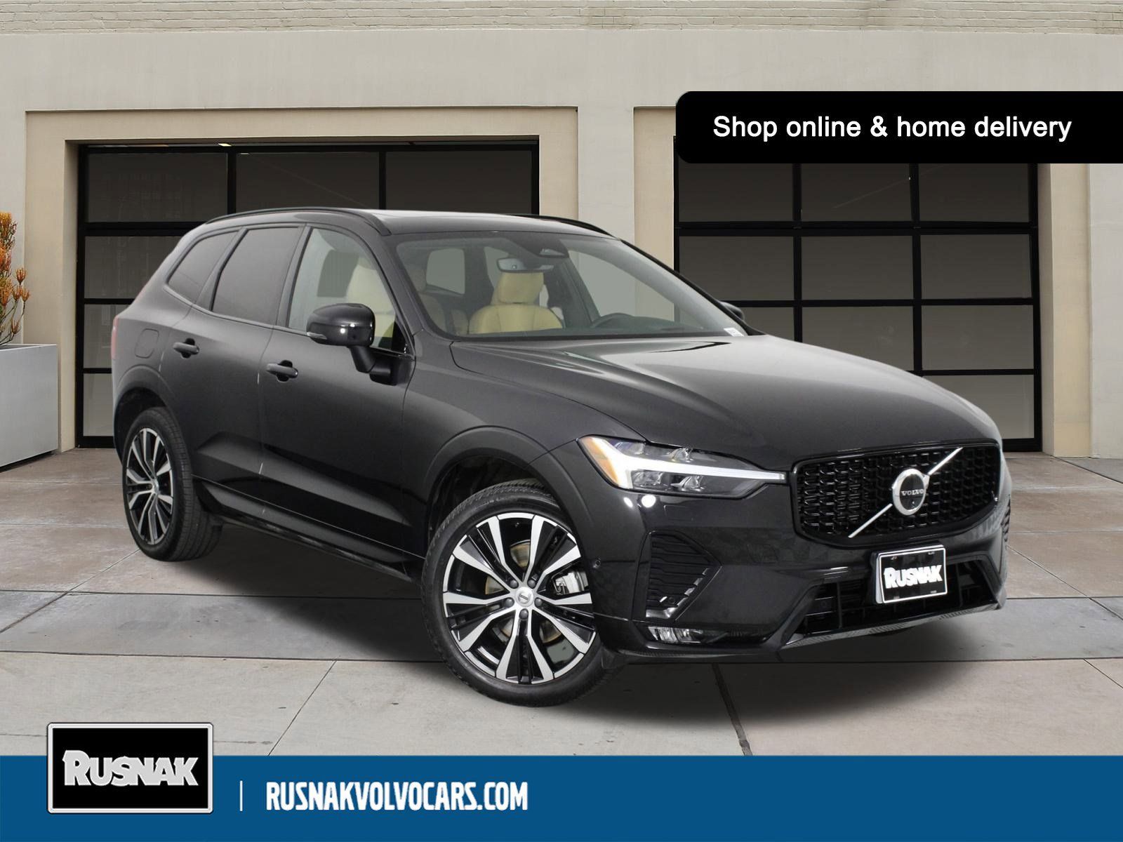 2023 Volvo XC60 B5 Ultimate Dark Theme AWD